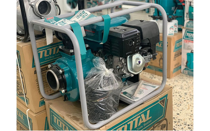 Máy bơm nước dùng xăng Total TP3401 - Hàng chính hãng