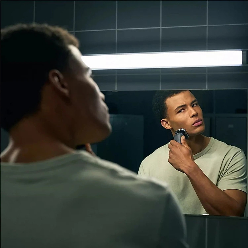 Máy cạo râu khô và ướt Philips S5880/20 - Hàng chính hãng