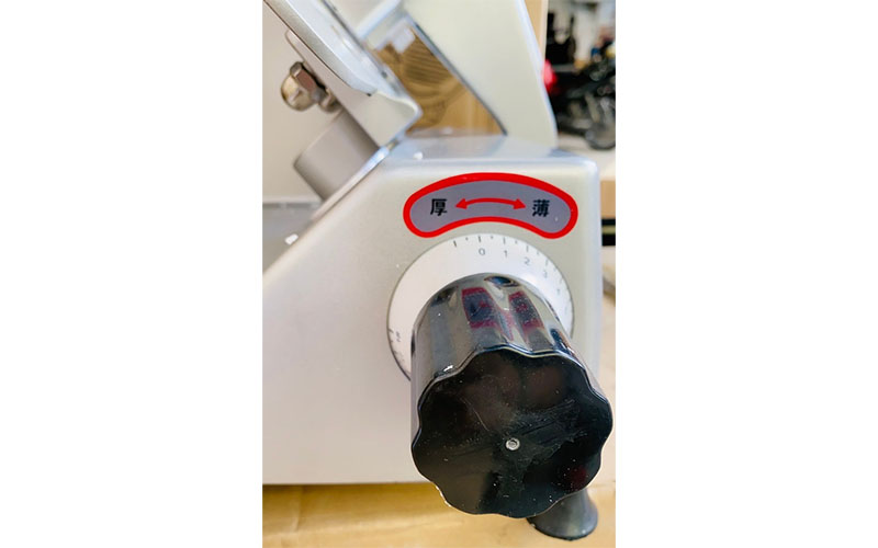 Máy cắt thịt đông lạnh Fest RC-25B1 - Hàng chính hãng