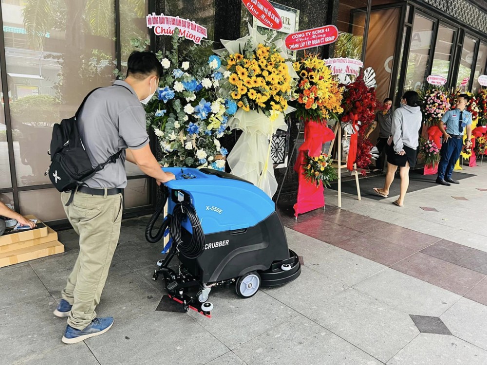 Máy chà sàn liên hợp CleproX X-550E - Hàng chính hãng