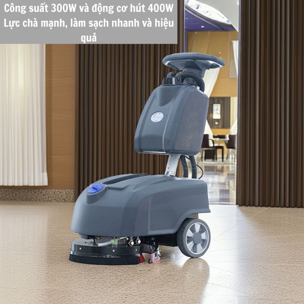 Motor chà 300W, motor hút 400W, hoạt động ổn định và bền bỉ.