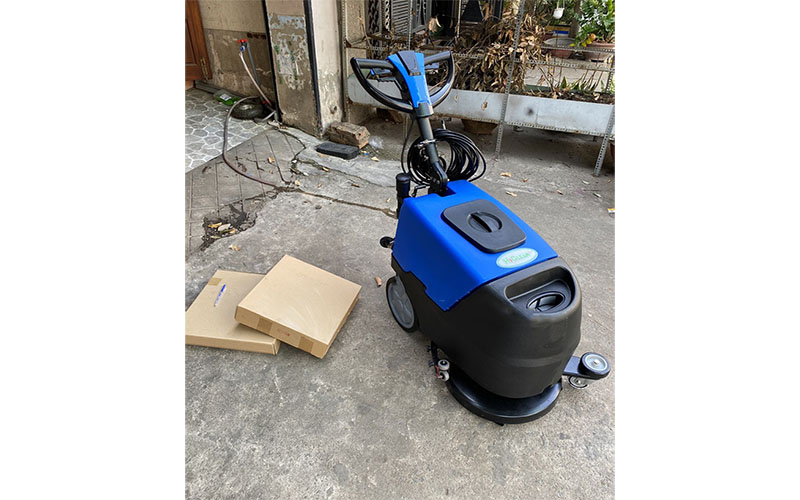 Máy chà sàn liên hợp Hiclean HC430 - Hàng chính hãng