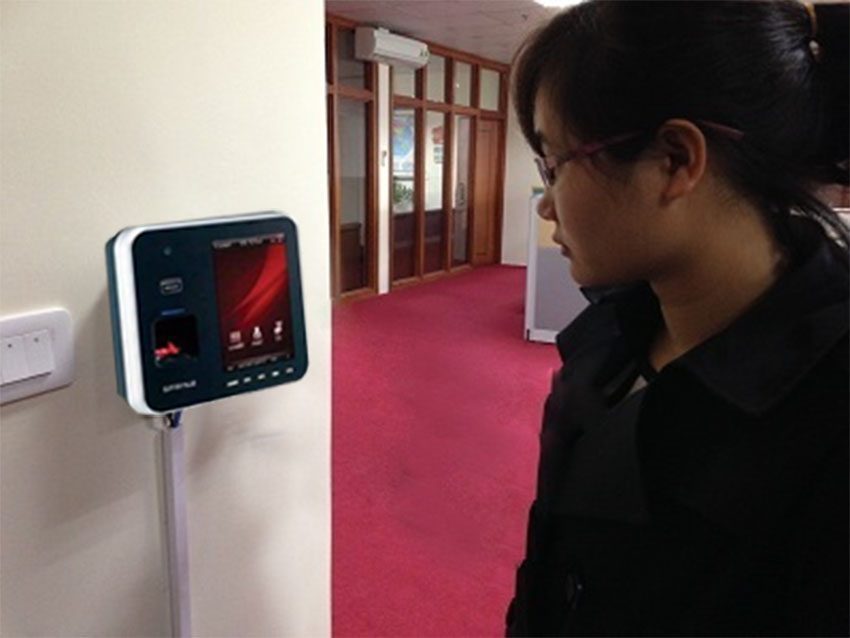 Máy chấm công và kiểm soát ra vào Suprema BIOSTATION-T2 BST2M-OC - Hàng chính hãng
