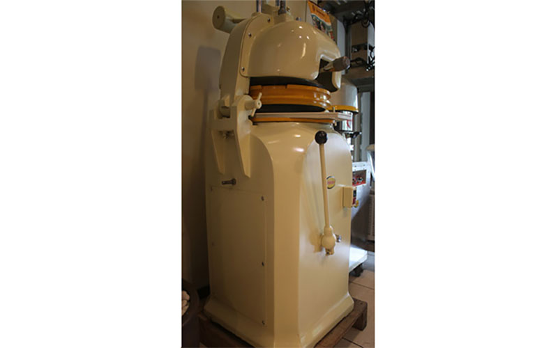 Máy chia bột vo tròn Berjaya BJY-DDR30 - Hàng chính hãng