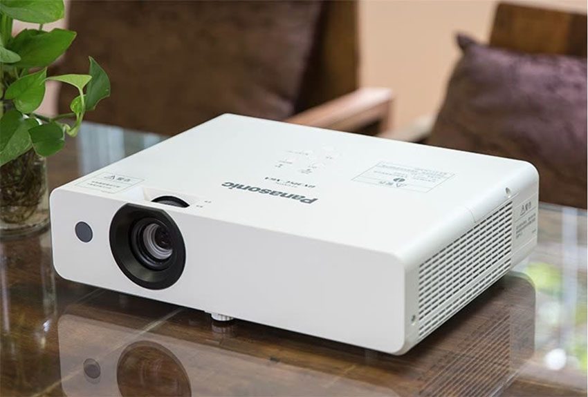 Máy chiếu Panasonic PT-WX3900 - Hàng chính hãng