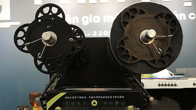 Máy dập nắp cốc tự động Fest RC95 - Hàng chính hãng