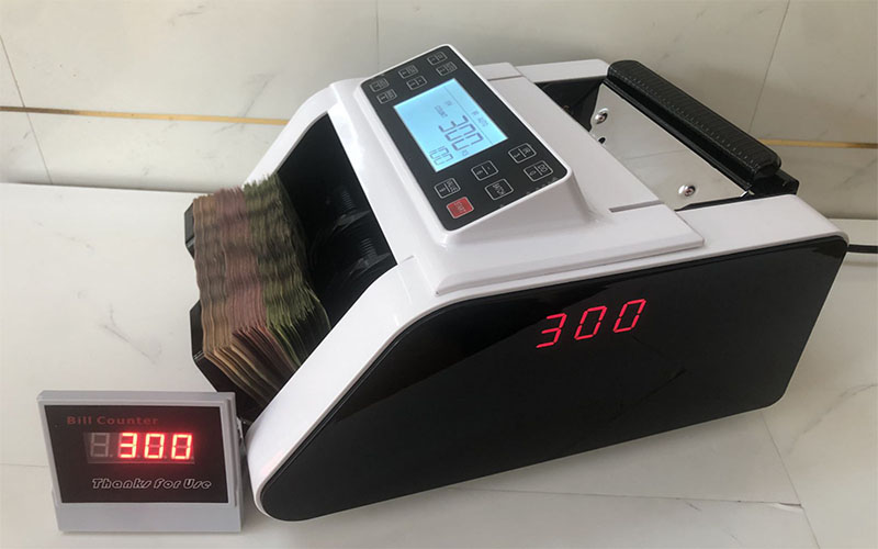 Máy đếm tiền Hoshico 4700-PRO - Hàng chính hãng