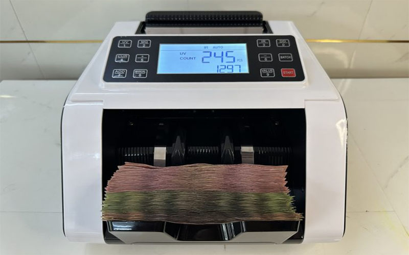 Máy đếm tiền Hoshico 4700-PRO - Hàng chính hãng