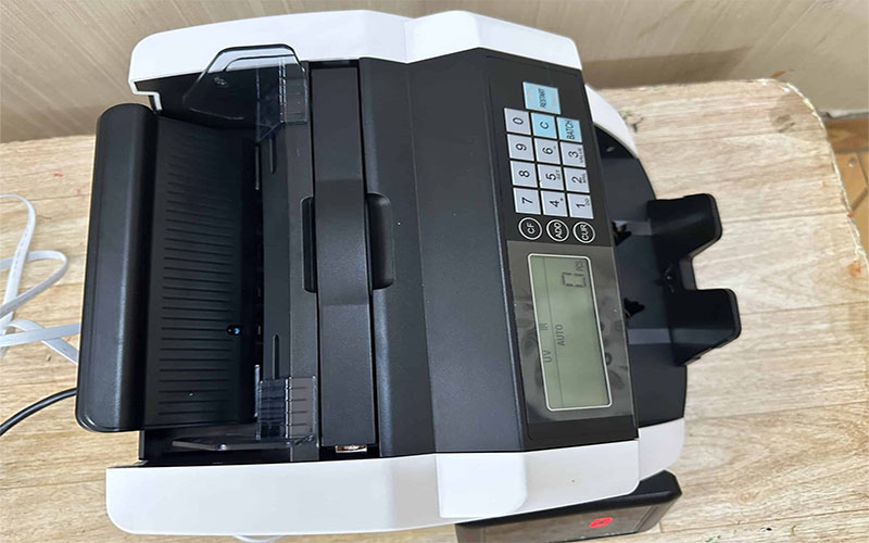 Máy đếm tiền Hoshico 800 - Hàng chính hãng