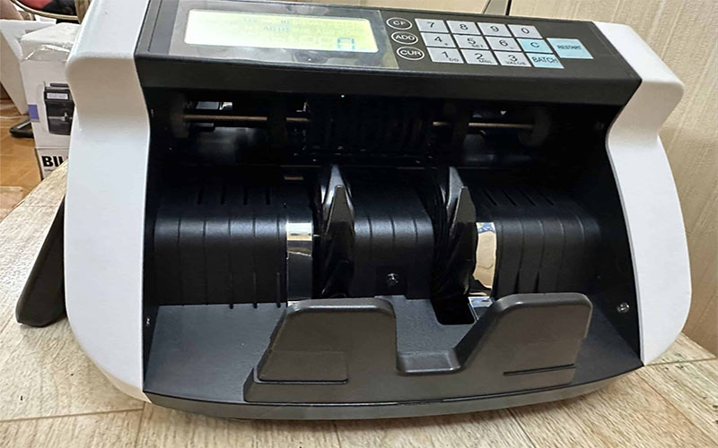 Máy đếm tiền Hoshico 800 - Hàng chính hãng