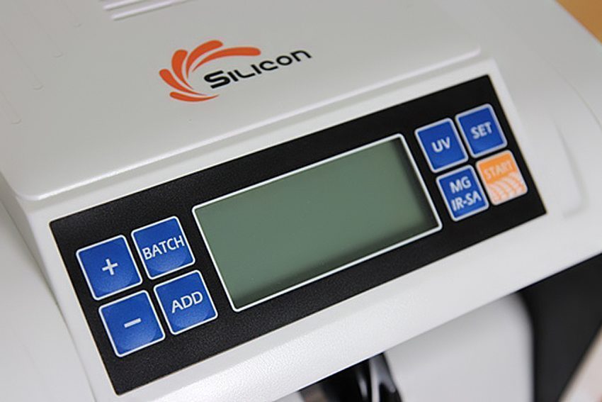 Màn hình hiển thị của máy đếm tiền Silicon MC-2800