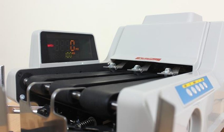 Máy đếm tiền Silicon MC-8800 - Hàng chính hãng