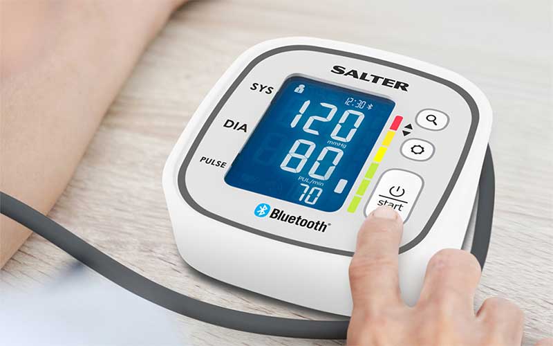 Máy đo huyết áp bắp tay điện tử kết nối Bluetooth Salter GB-BPA9301EU