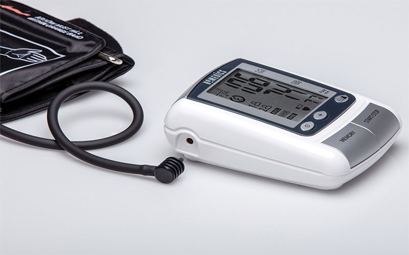 Máy đo huyết áp bắp tay HoMedics BPA065 - Hàng chính hãng