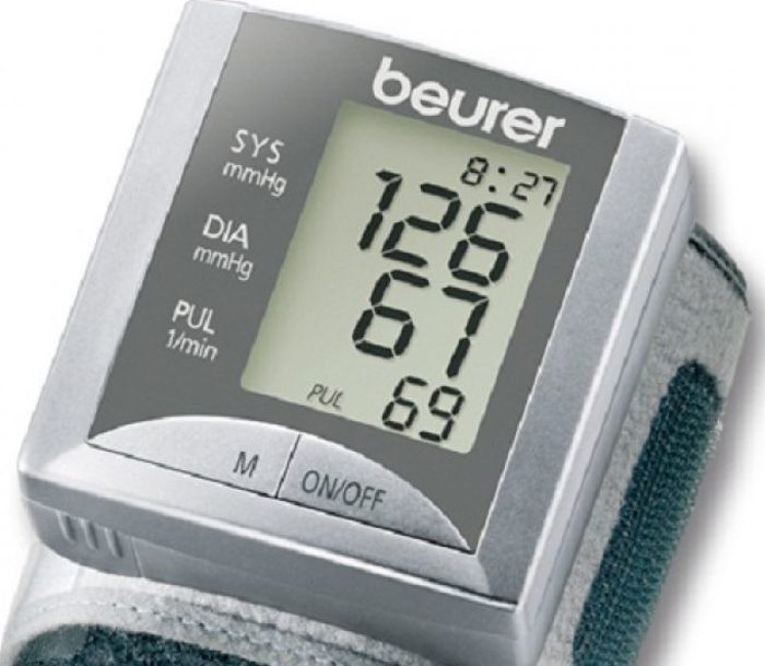 May-do-huyet-ap-co-tay-Beurer-BC20-3