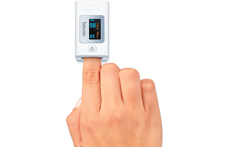 Máy đo nồng độ oxy trong máu và nhịp tim Beurer PO35