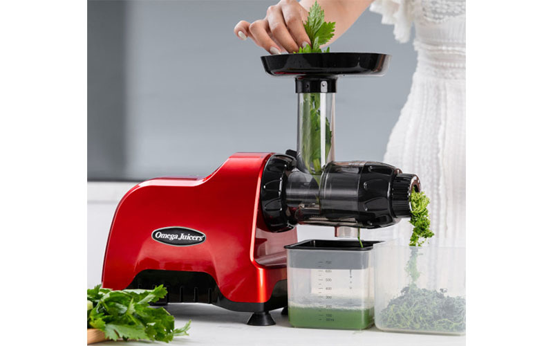 Máy ép chậm Omega CNC82R (màu đỏ) - Hàng chính hãng