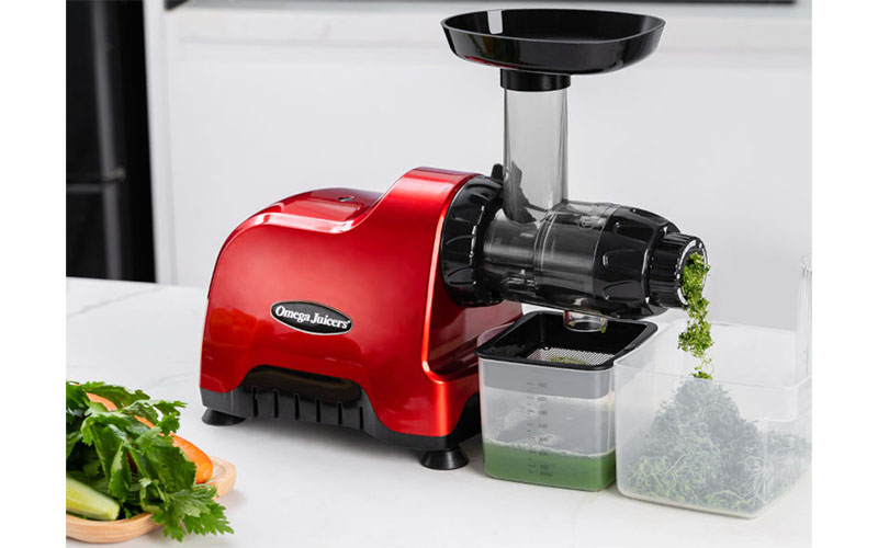 Máy ép chậm Omega CNC82R (màu đỏ) - Hàng chính hãng