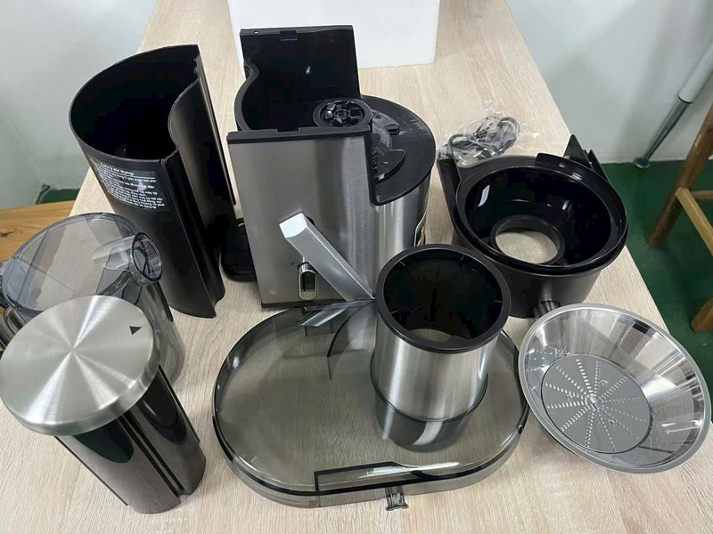 Các bộ phận dễ dàng tháo lắp để sử dụng và thuận tiện cho việc vệ sinh cất giữ.