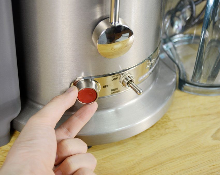 Máy ép trái cây Breville 800 JEXL - Hàng chính hãng