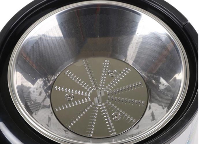 Máy ép trái cây Comet CM9826 có lưới lọc Inox