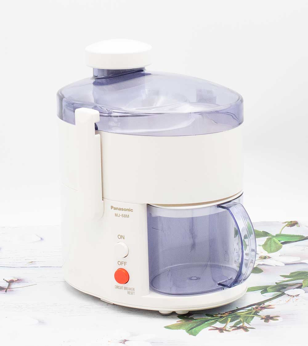 Máy ép trái cây Panasonic MJ-68MWRA - Hàng chính hãng