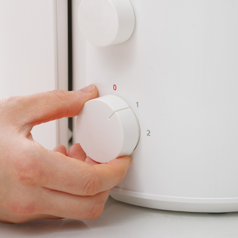 Điều chỉnh 2 tốc độ phù hợp cho từng loại trái cây mềm và cứng