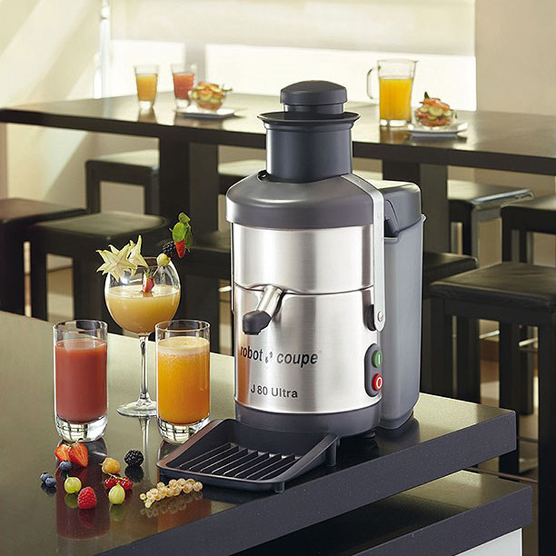 Máy hoạt động với công suất 120 lít/ giờ, phù hợp cho quán cà phê, kinh doanh nước uống