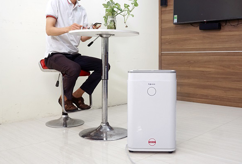 Máy hút ẩm dân dụng Fujihome DH20W - Hàng chính hãng