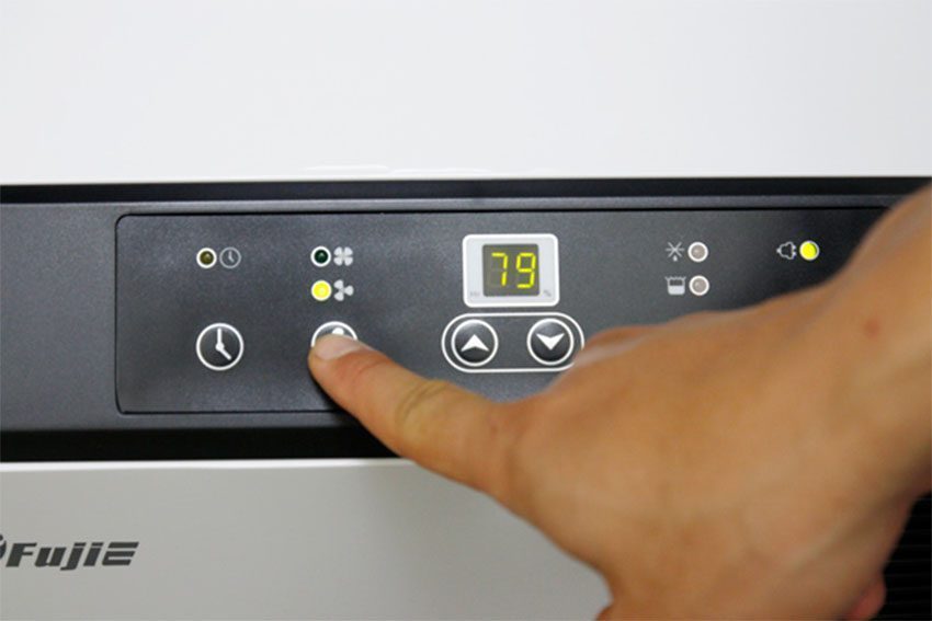 Máy hút ẩm dân dụng và công nghiệp FujiE HM-950EC - Hàng chính hãng