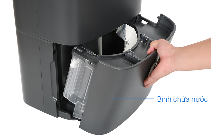 Dung tích bình chứa là 4.8 lít giúp bạn hạn chế số lần đổ nước