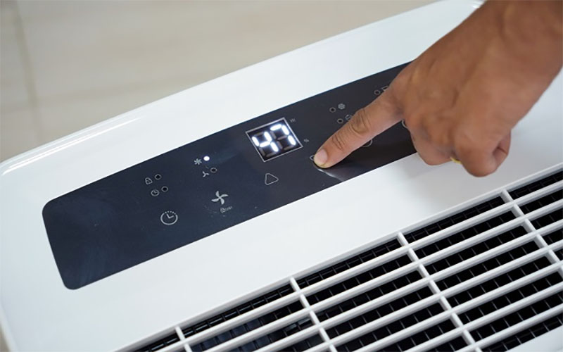 Máy hút ẩm gia dụng và công nghiệp FujiE HM-650EC - Hàng chính hãng