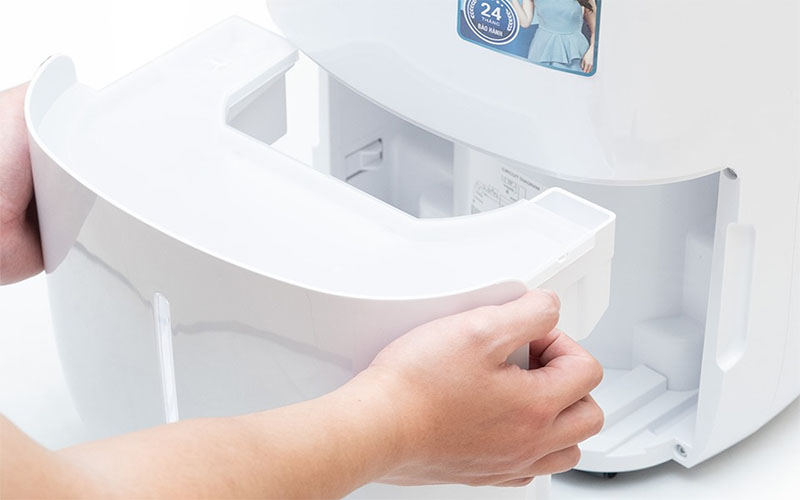 Thùng chứa nước thải của Máy hút ẩm và lọc không khí FujiE HM-920EN