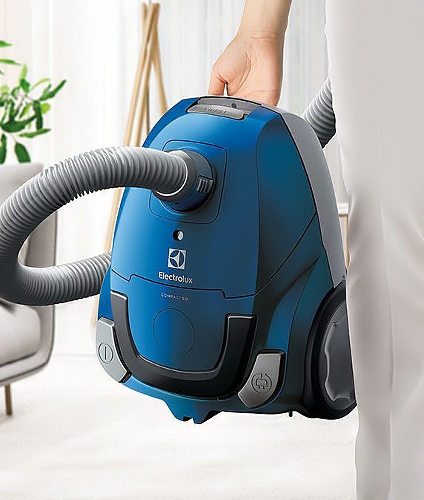 Máy hút bụi Ellectrolux Z1220 người dùng có thể xách đi nhẹ nhàng