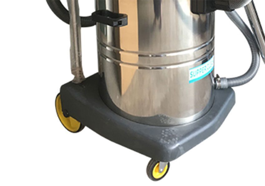 Thiết kế bánh xe tiện dụng của máy hút bụi công nghiệp Supper Clean CB60-2Q