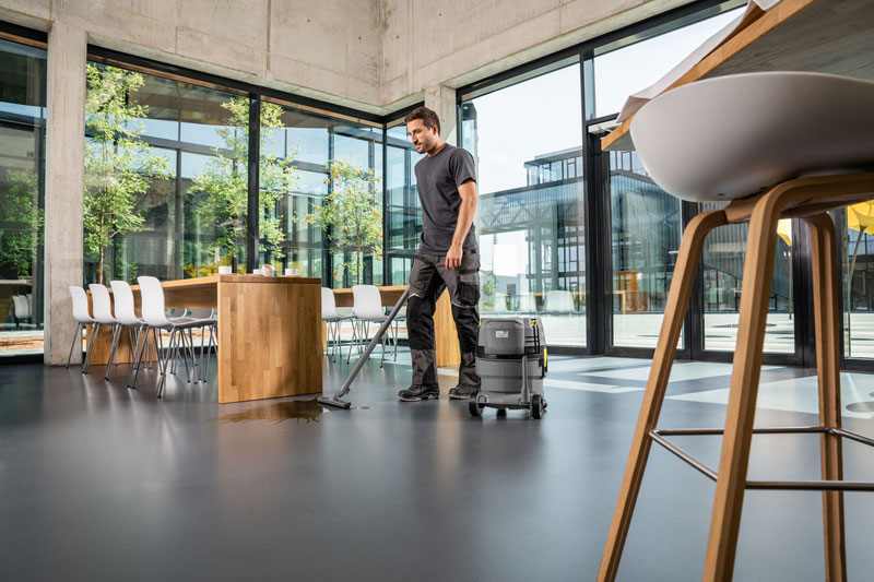 Máy hút bụi khô và ướt dùng pin Karcher NT 22/1 Ap Bp Pack - Hàng chính hãng