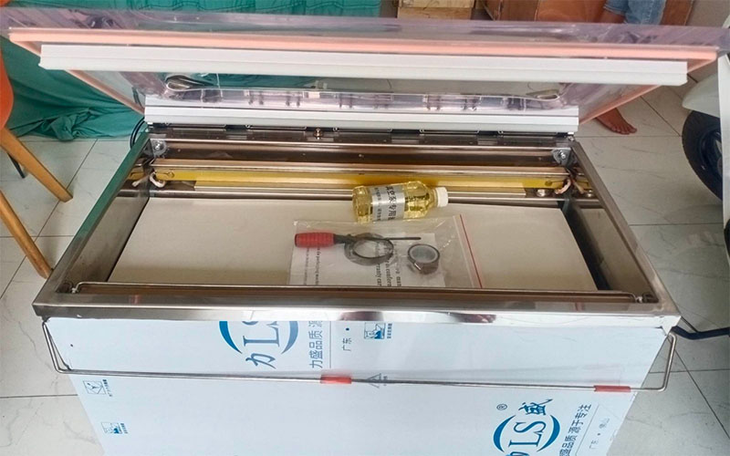 Máy hút chân không công nghiệp LD-700