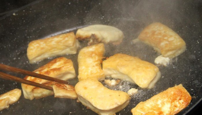 Máy hút mùi Dandy Verona 90