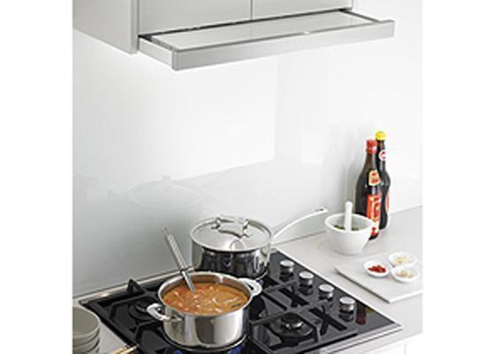 Máy hút khói khử mùi Electrolux EFP6520X