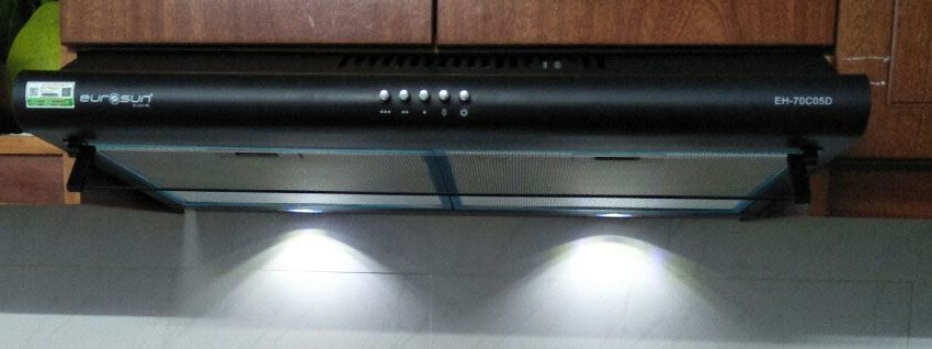 Máy hút mùi Eurosun EH-70C05D - Hàng chính hãng