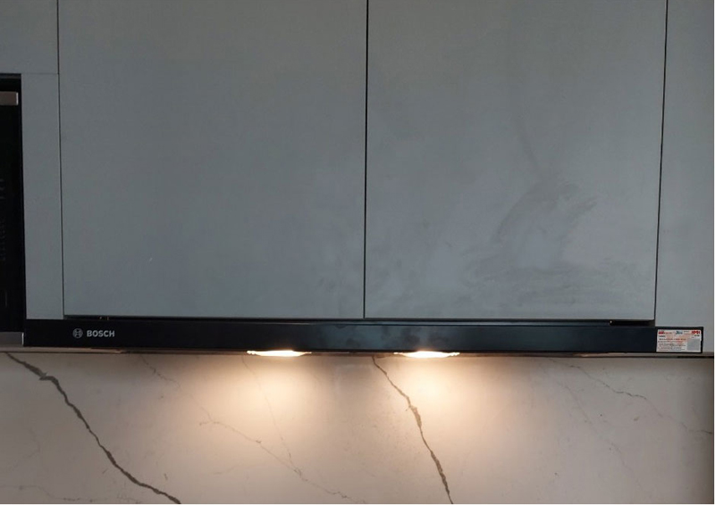 Có 2 đèn Led với công suất 4W x 2 chiếu sáng khi nấu ăn rất tiện lợi 