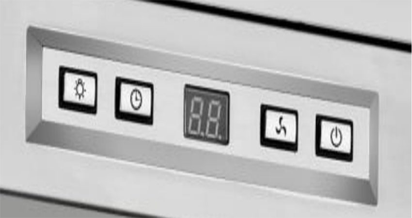 Bảng điều khiển của máy hút mùi áp tường Teka NC-980 