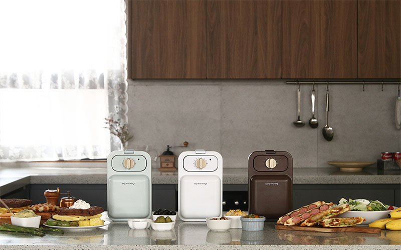 Máy làm bánh Waffle và sandwich Lacuzin LCZ1072 - Hàng chính hãng