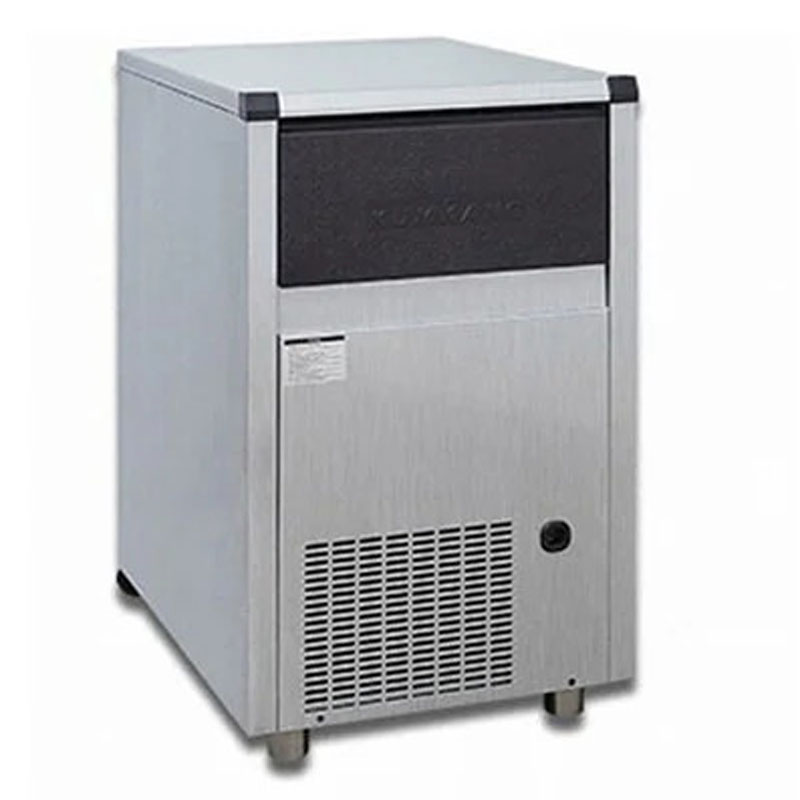 Công suất hoạt động mạnh mẽ giúp làm đá nhanh chóng