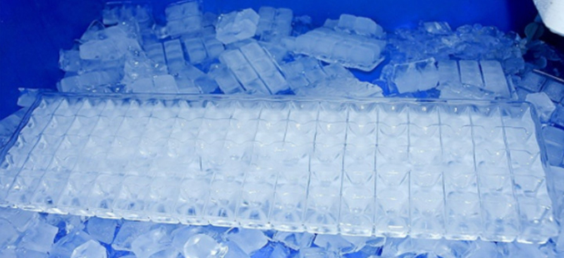 Hoạt động mạnh mẽ với công suất làm đá mỗi ngày 120kg/ngày