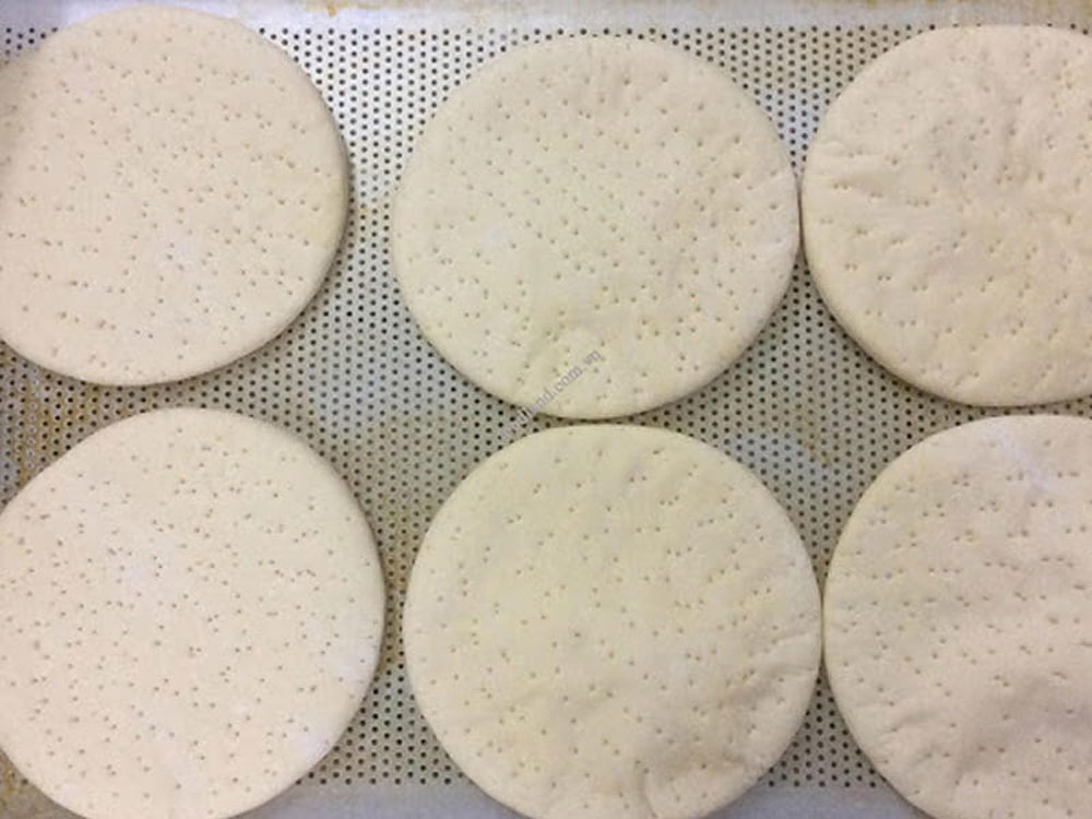 Máy cán đế pizza Hongling H-2V - Hàng chính hãng