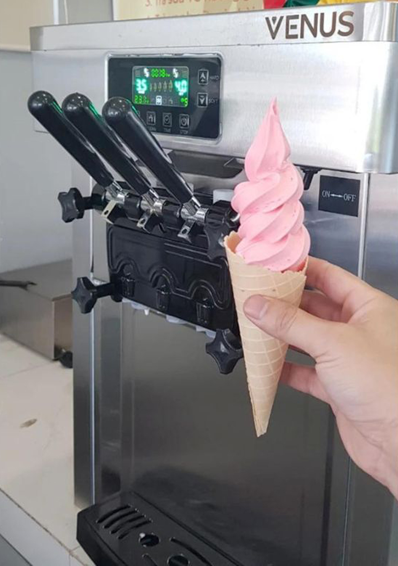 Máy làm kem tươi Venus VSC318S - Hàng chính hãng