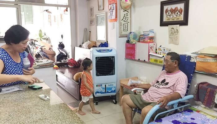 Máy làm mát không khí Daikio DK-3000A - Hàng chính hãng