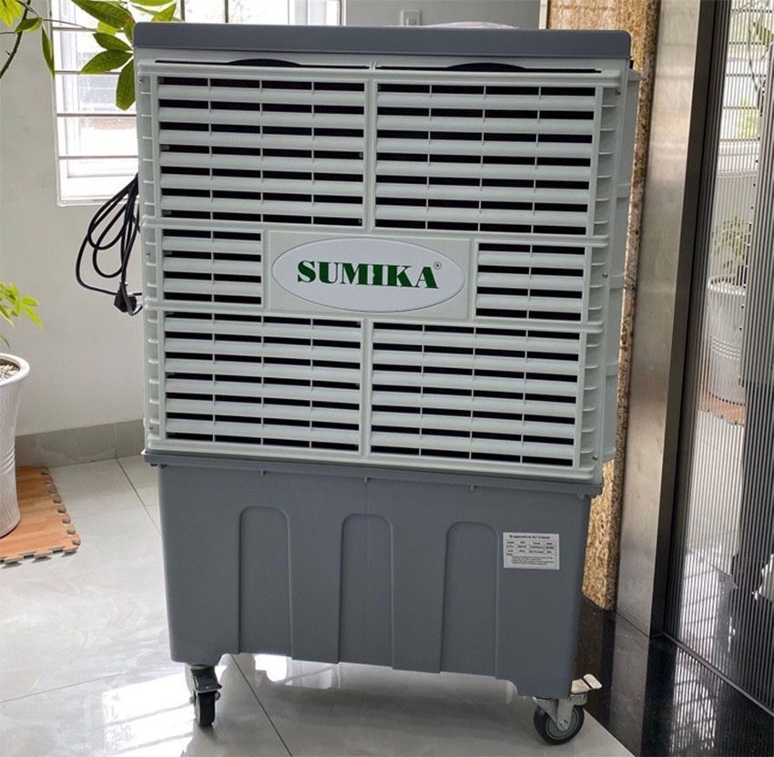 Mặt sau của máy làm mát không khí Sumika A900