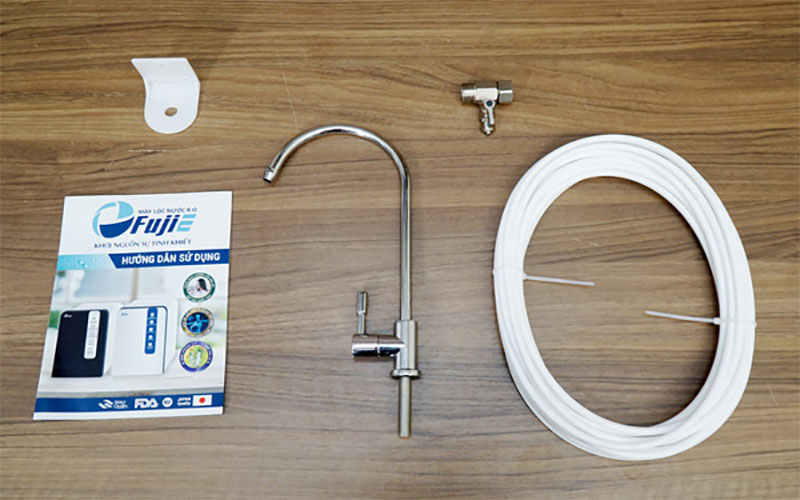 Máy lọc nước RO FujiE RO-9000W/B - Hàng chính hãng